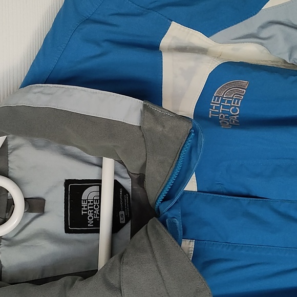 The North Face jacket L - Picture 2 of 8